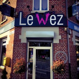 LE WEZ2